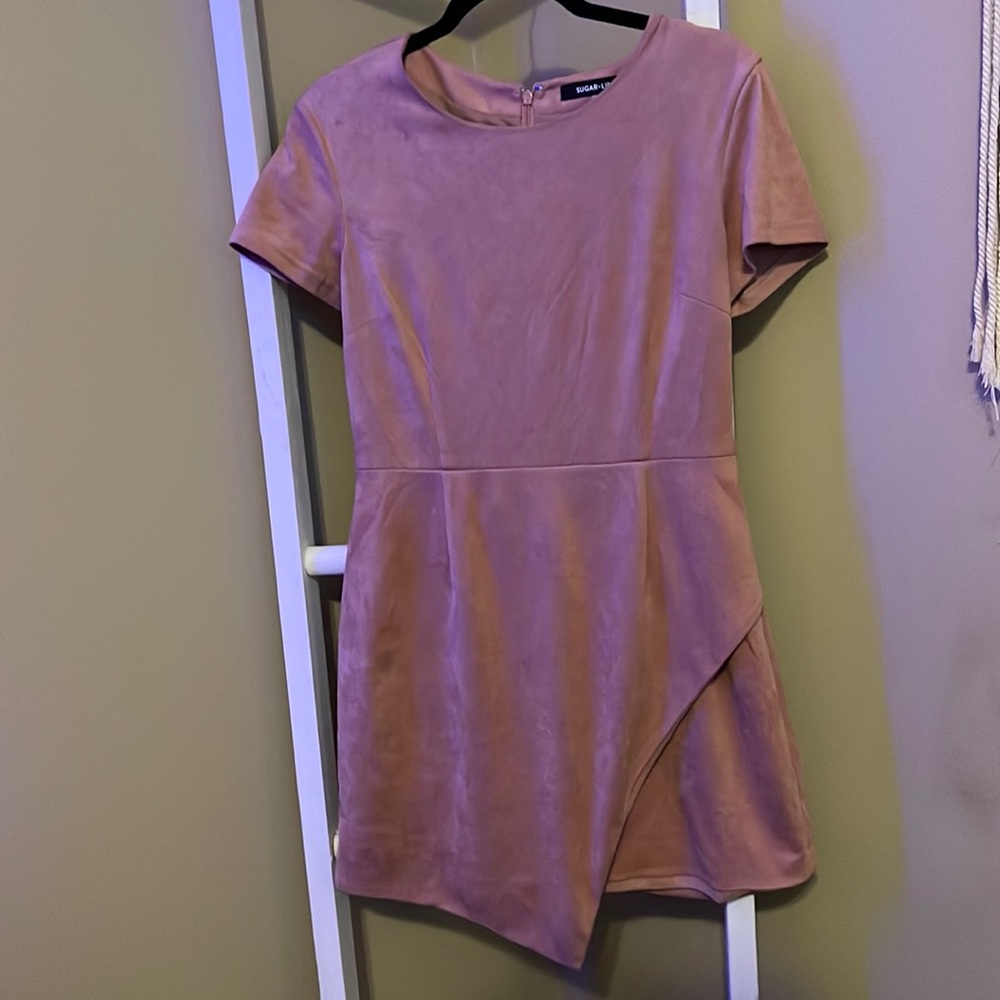 Worn once. Size medium. Boutique